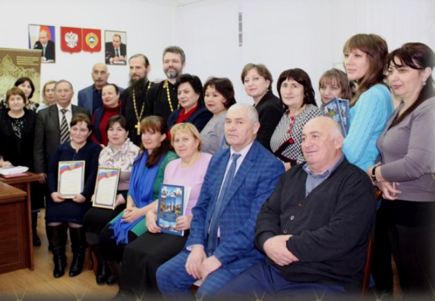 Презентация книги «Православные святыни Карачаево-Черкесии» в Прикубанском районе 